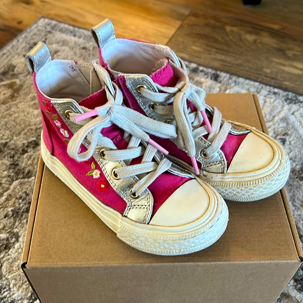 Mini Boden Embroidered Hi-tops